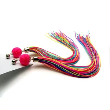 neon-pink-szines-bojtos-textil-fulbevalo