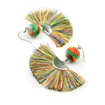legyezo-szines-bojtos-fulbevalo-textil